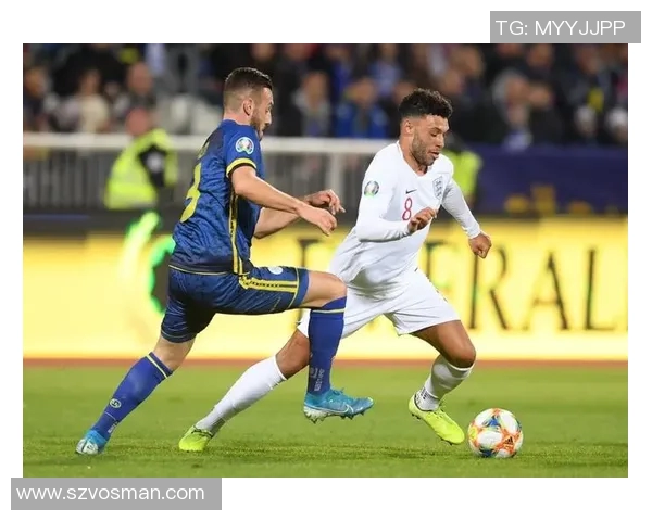 足球明星高清图片大赏展现他们的风采与激情瞬间